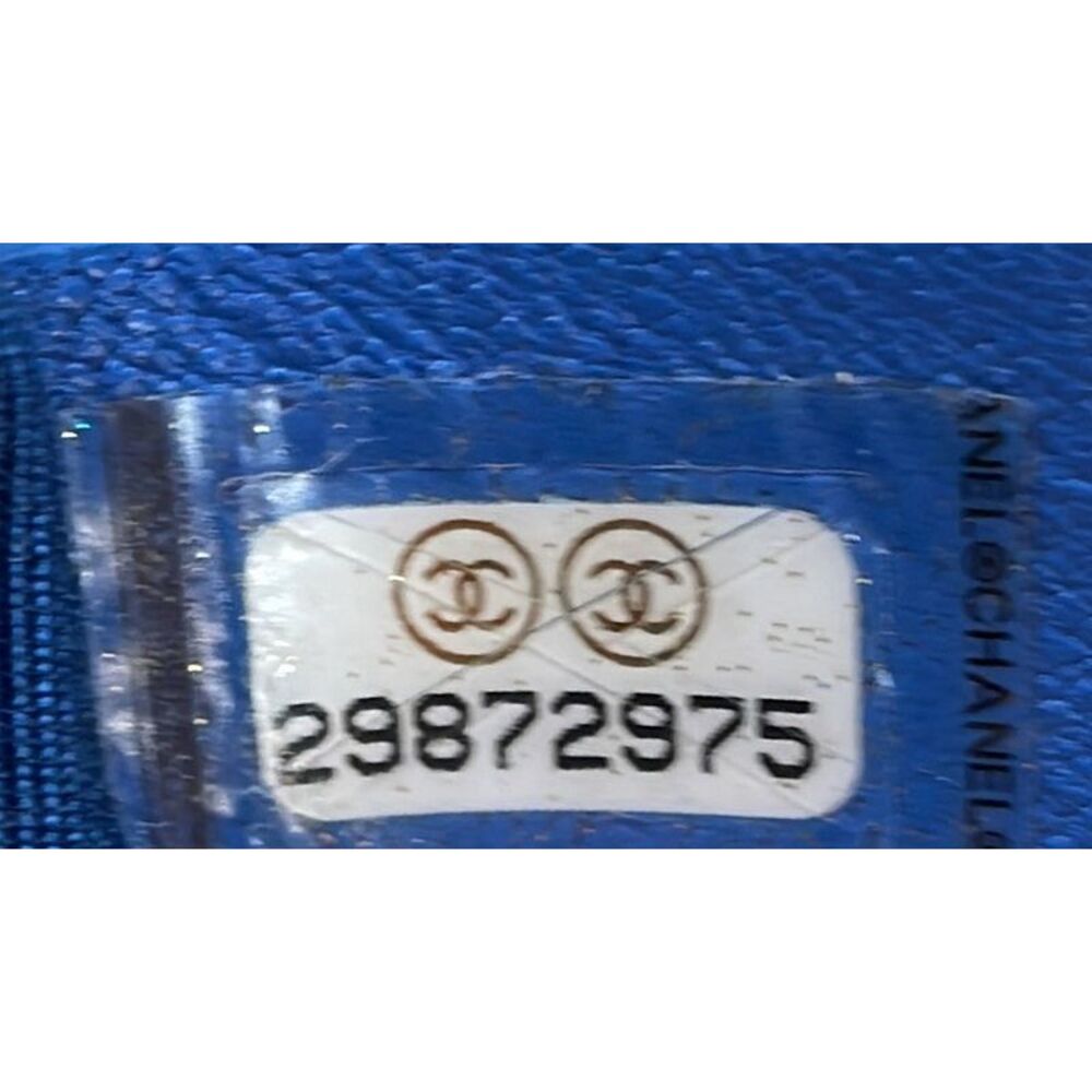 Chanel 19 Flap Bag Quilted Leather Medium Blue - Picture 7 of 7